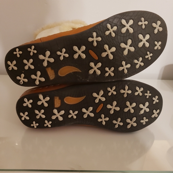 NorthFace Primaloft 200 Insulation Suede Leather Trim Floral Fur Lace Up W9 NWOT - Picture 10 of 12